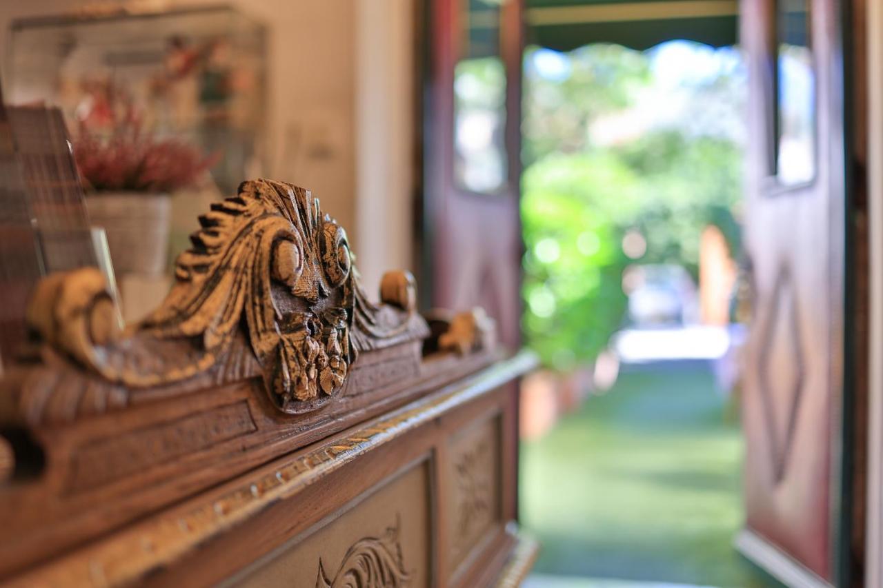 Logis Le Relais Imperial Hotel Saint-Vallier-de-Thiey ภายนอก รูปภาพ